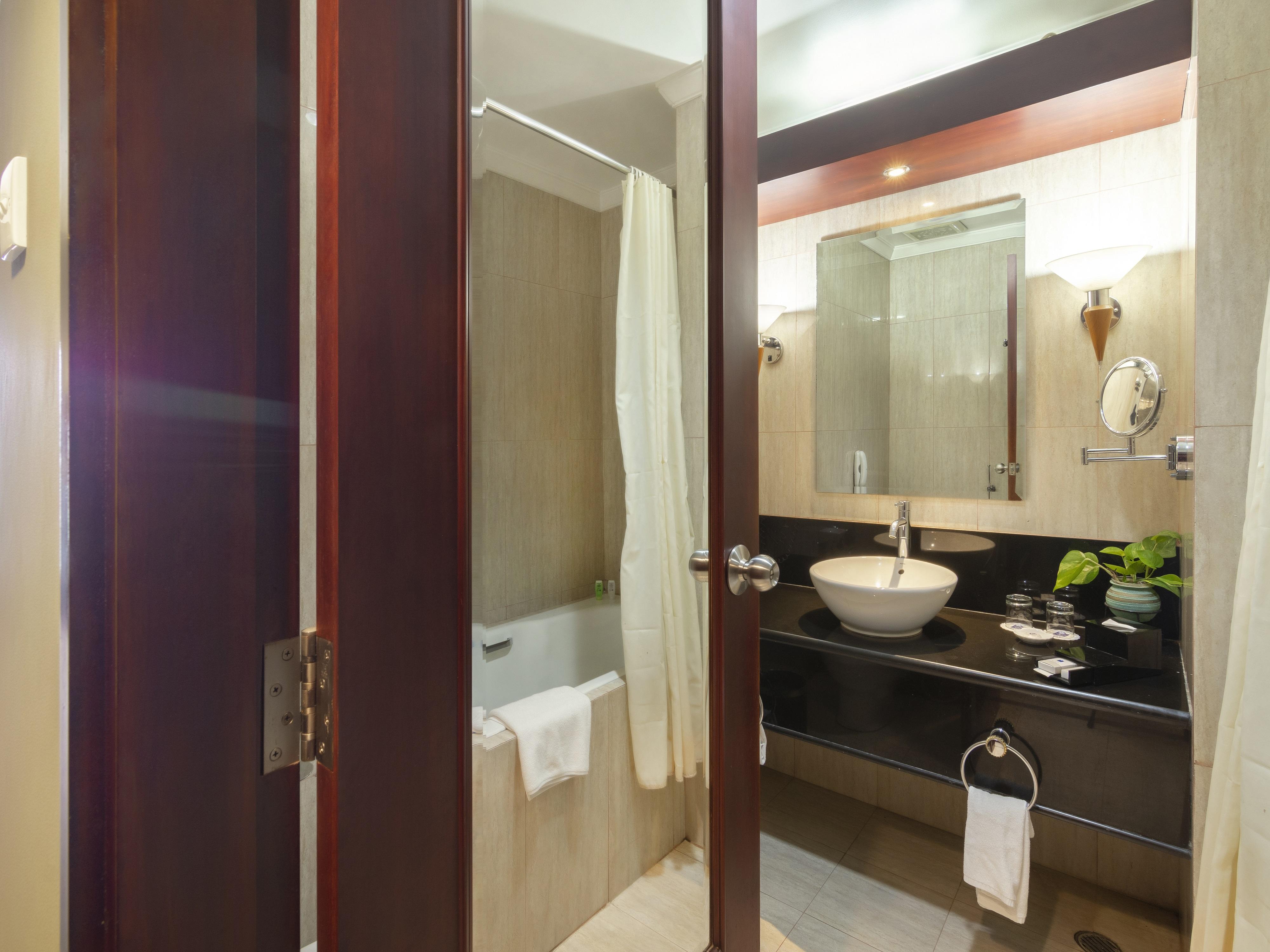 Blue Sky Hotel Balikpapan Exterior photo