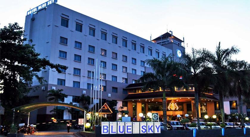 Blue Sky Hotel Balikpapan Exterior photo